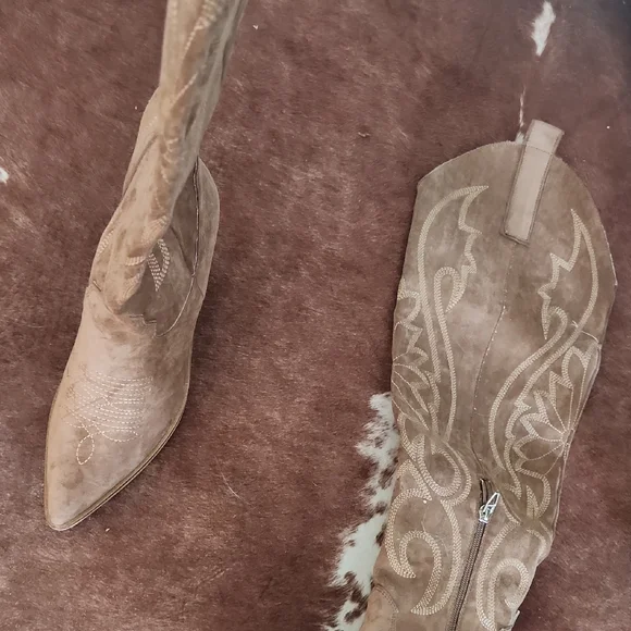 Tan Embroidered Knee-High Women's Boots - Picture 2 of 3